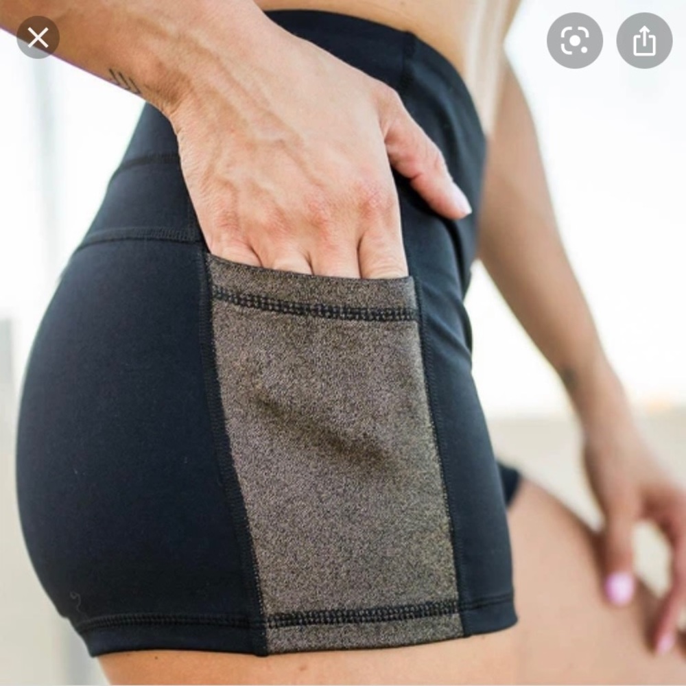 Born Primitive Booty Shorts Sz XS